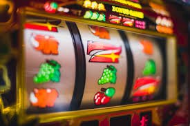 Live basketball and football betting markets on phplus login sports section